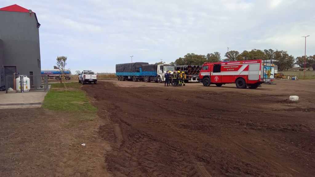 Se movilizó el Sistema Emergente ante la falta de respuesta de un transportista que había pernoctado en una Estación de Servicios de Bolívar, sobre ruta provincial 65