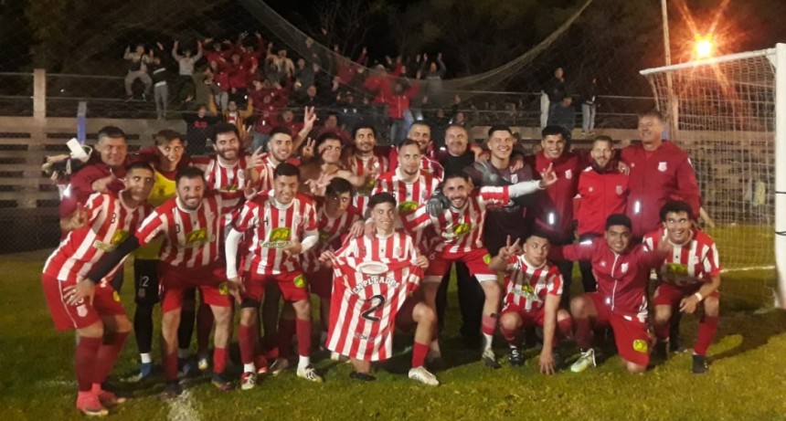 En un encuentro muy emotivo, los “gallegos” fueron los victoriosos del cásico