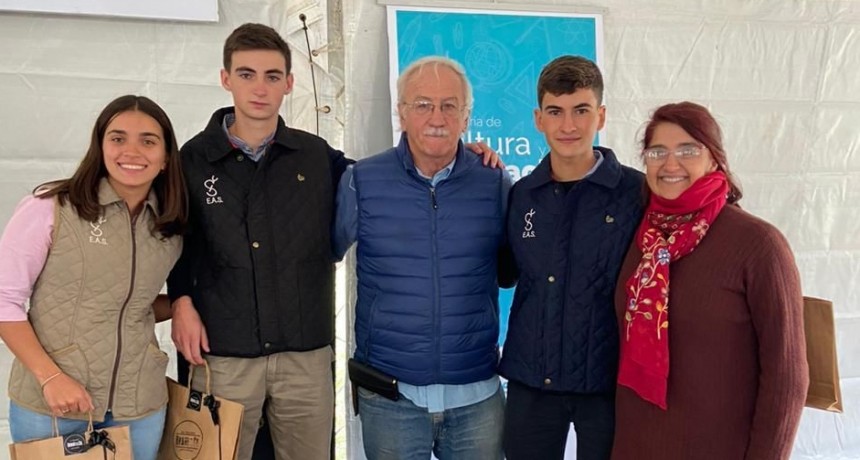 Alumnos de la Escuela Agrotécnica Salesiana volvieron a ganar, aunque esta vez en la muestra que se denomina Expo Suipacha 2023 y allí deben competir sobre “Conocimiento Lechero”