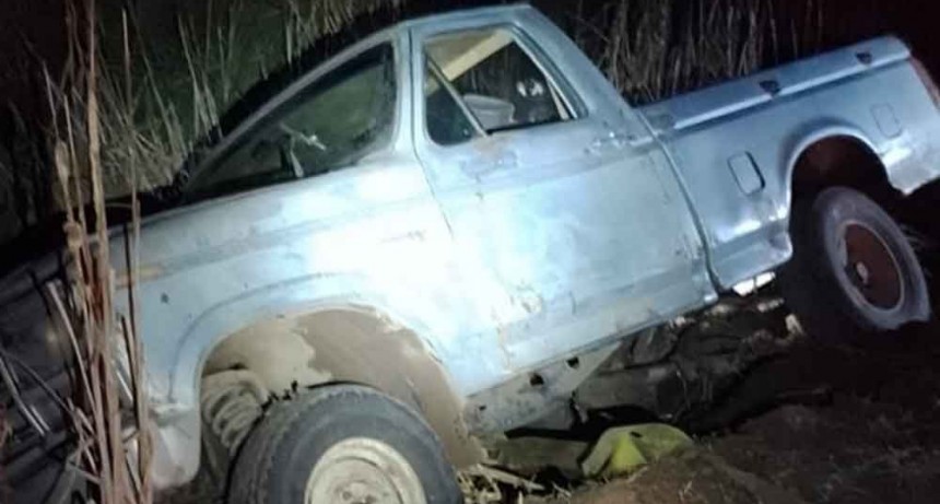 Daireaux: Vuelco de una camioneta, no hubo heridos