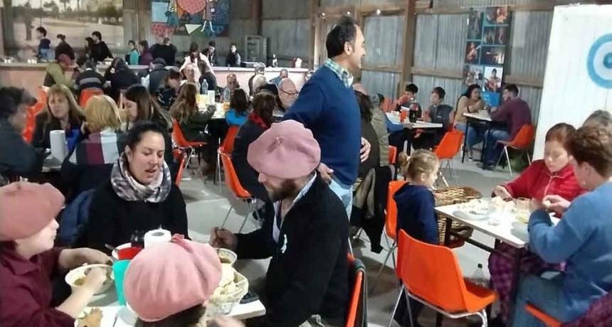 Hale tuvo su Locro Patriótico y en FM 10 hablamos con el Delegado Hernán Urrutia