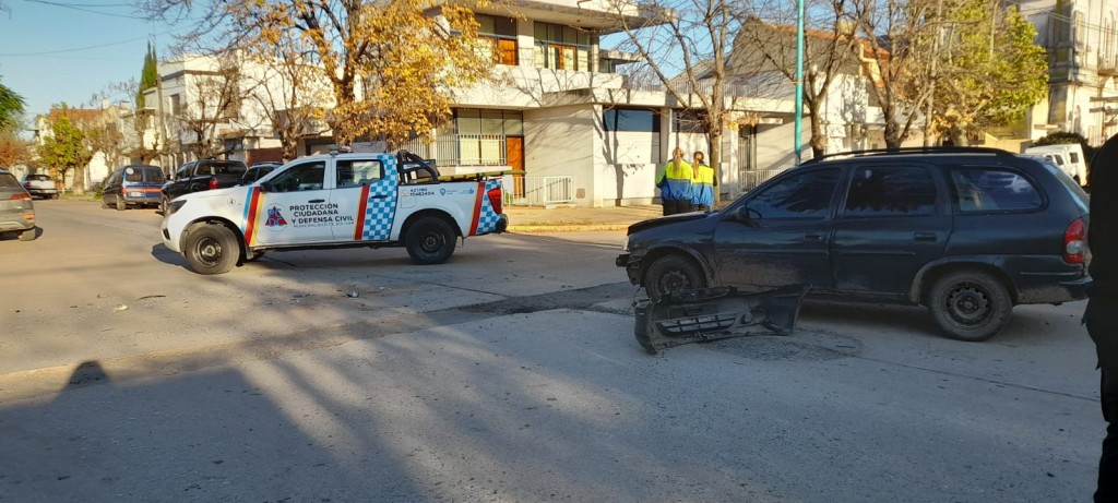 Colisión sin heridos en avenida San Martín y Viamonte