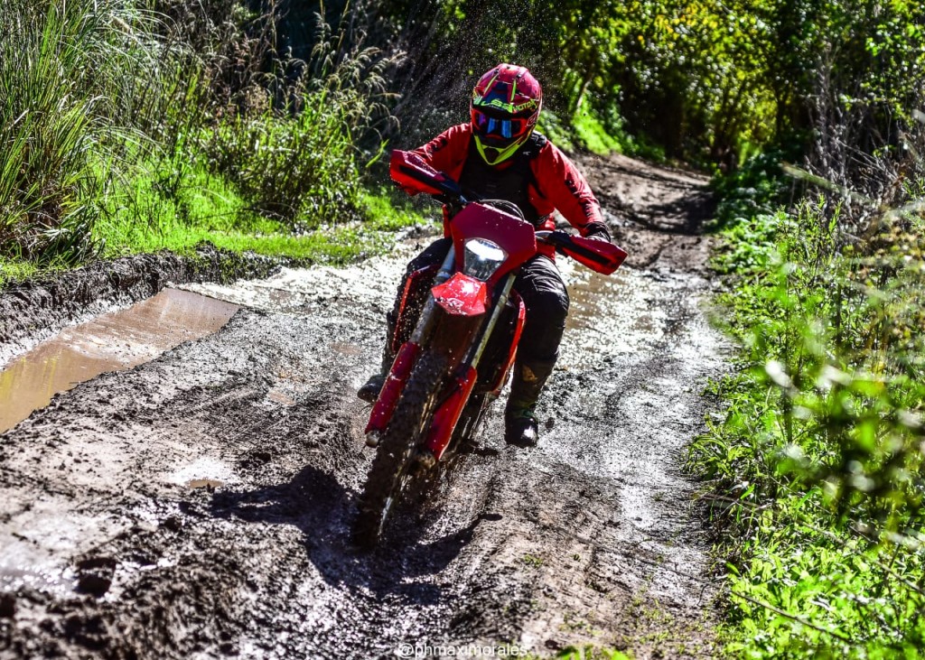 En una carrera complicada por el barro, Juan Pablo Ziarzolo llegó en la quinta posición 