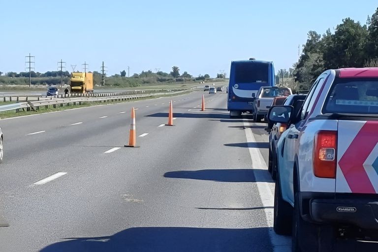 Tras la inundación, Vialidad Buenos Aires liberó parte de la traza de la ruta 9, que estaba afectada