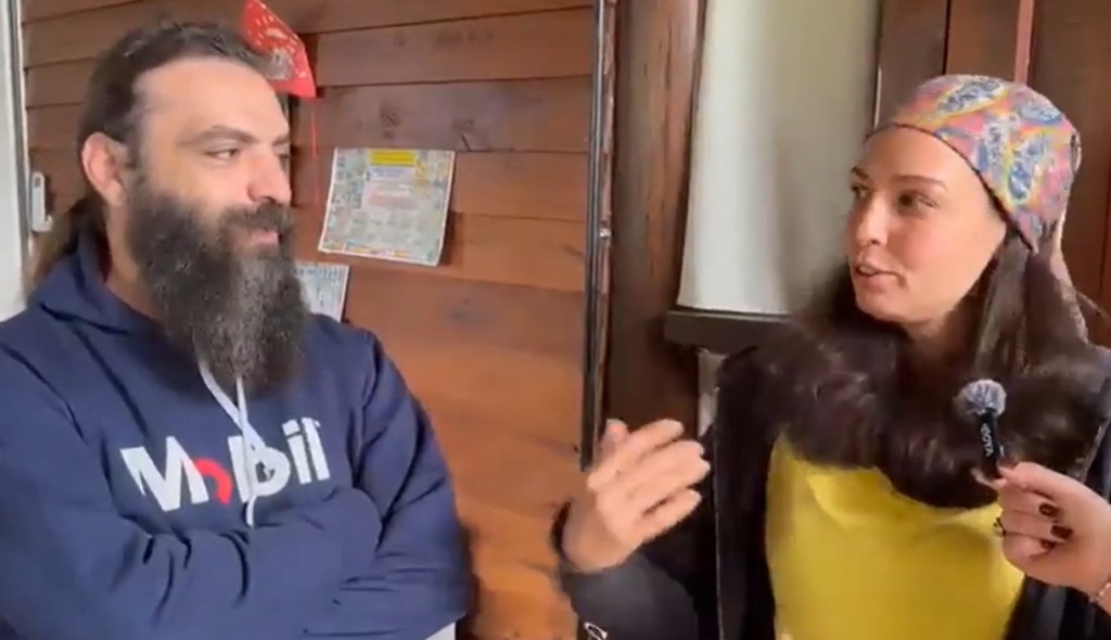 Tania y Marcos son dos ciudadanos portugueses que viajan en moto por el mundo, y llegaron a Bol&iacute;var para saludar asu amigo: Tom&aacute;s Sraiber