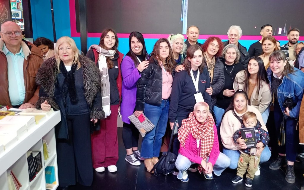 Bibliotecas del Partido de Bol&iacute;var, participaron de la Feria Internacional del Libro  