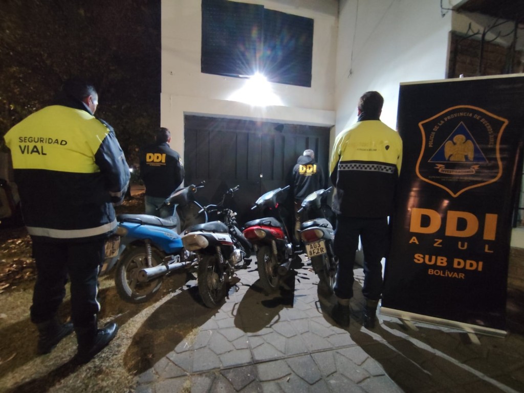Informaci&oacute;n Oficial SUB DDI de Bol&iacute;var: se realizaron allanamientos que derivaron en el secuestro de cuatro motocicletas