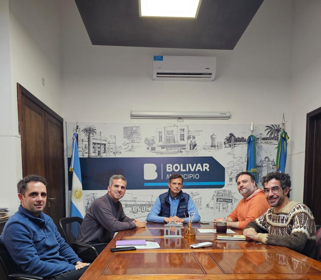 Actualidad Municipio: Bol&iacute;var fortalece la Orquesta Escuela junto a la Provincia 