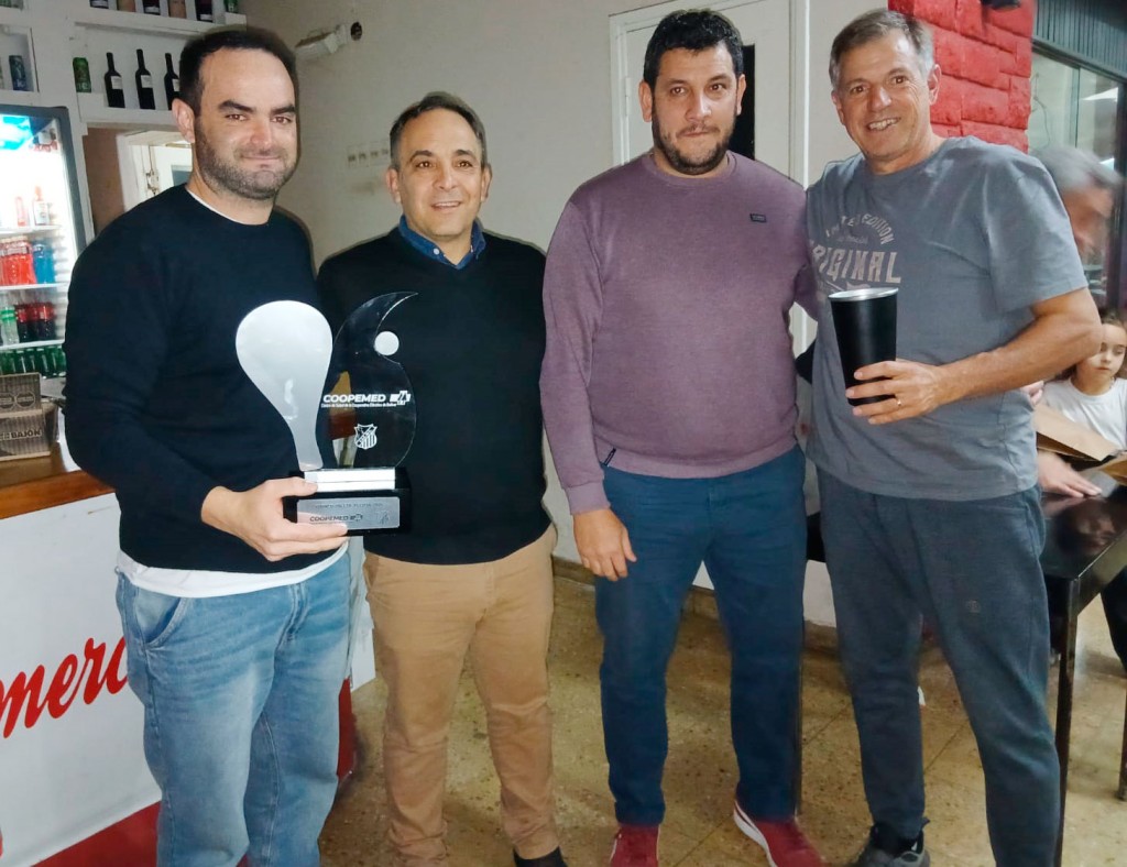 Finaliz&oacute; el torneo de Pelota a Paleta en el Trinquete del Club Empleados de Comercio: Luciano Tabolaro - Rodrigo Lamaison, los ganadores 