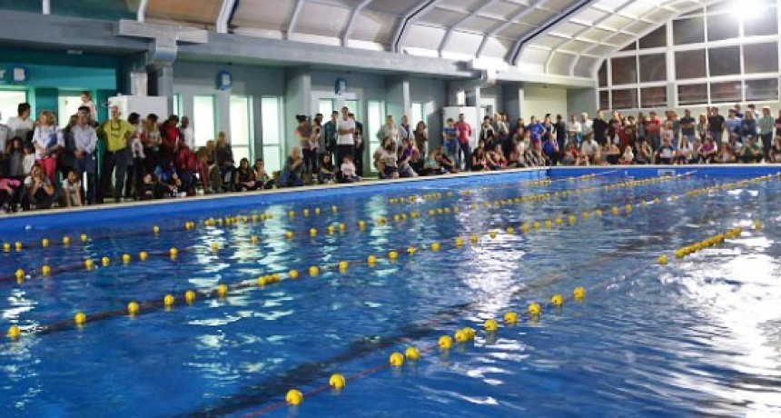Habr&aacute; un torneo regional M&aacute;ster en el Natatorio Municipal
