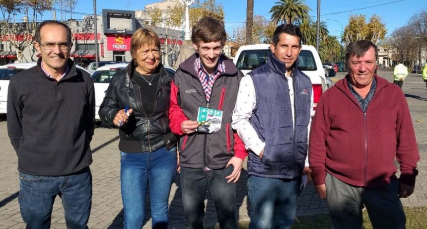 El intendente Pisano hizo entrega de los premios de la rifa Me Encanta Bol&iacute;var 2019