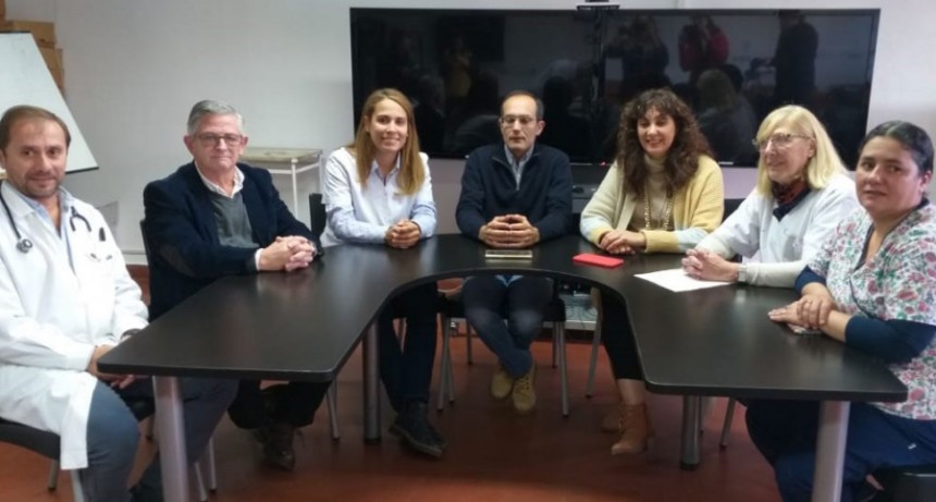 El Intendente Pisano present&oacute; dos nuevos m&eacute;dicos