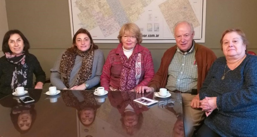 Gran cena show y baile en Sal&oacute;n El Fog&oacute;n de la Sociedad Rural con la presencia de Gato Peters