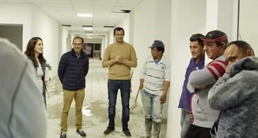 Pisano y Bucca recorrieron juntos la obra de la Escuela de Educaci&oacute;n Especial N&deg; 502