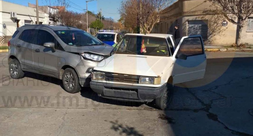 Una persona debi&oacute; ser hospitalizada tras un impacto en Bernardo Irigoyen y G&uuml;emes
