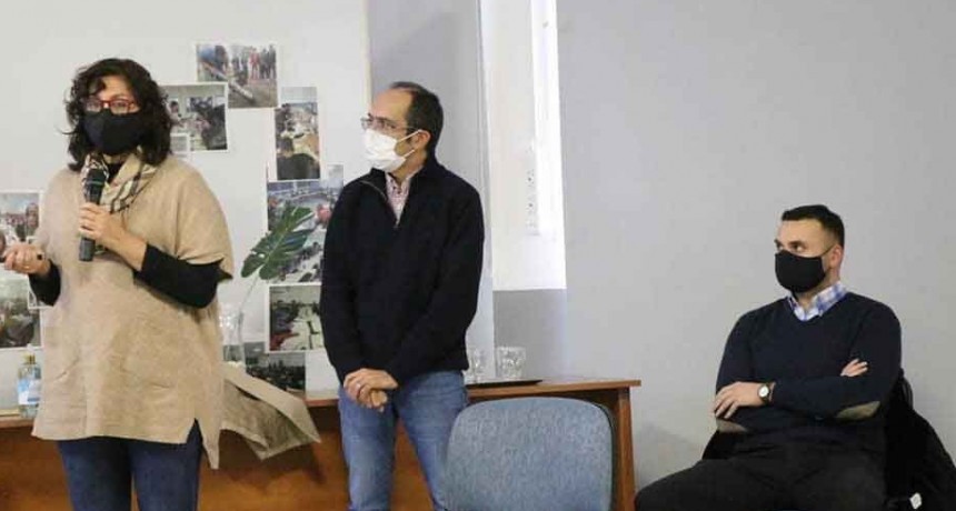 Pisano reuni&oacute; a referentes pol&iacute;ticos y de instituciones por los 100 d&iacute;as sin COVID en el partido de Bol&iacute;var