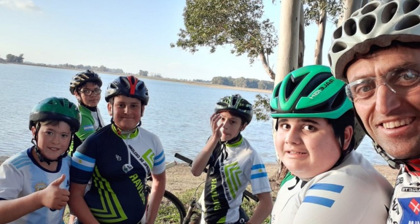 Guillermo Fangio: “Me enamoré del ciclismo, y empecé a trabajar con la escuela, con el desarrollo deportivo de los niños”