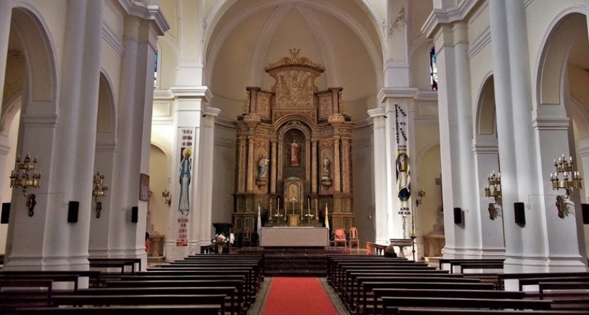 Parroquia San Carlos Borromeo: Cáritas extiende su colecta