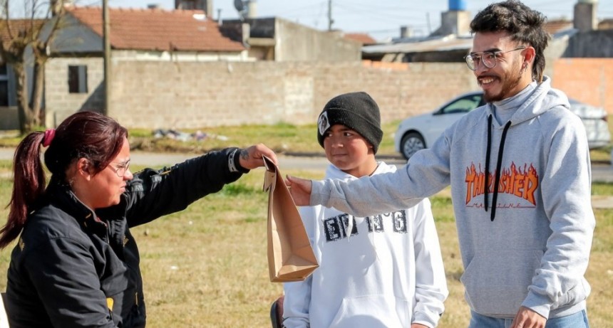 El programa municipal Huertas Familiares, recorre los barrios