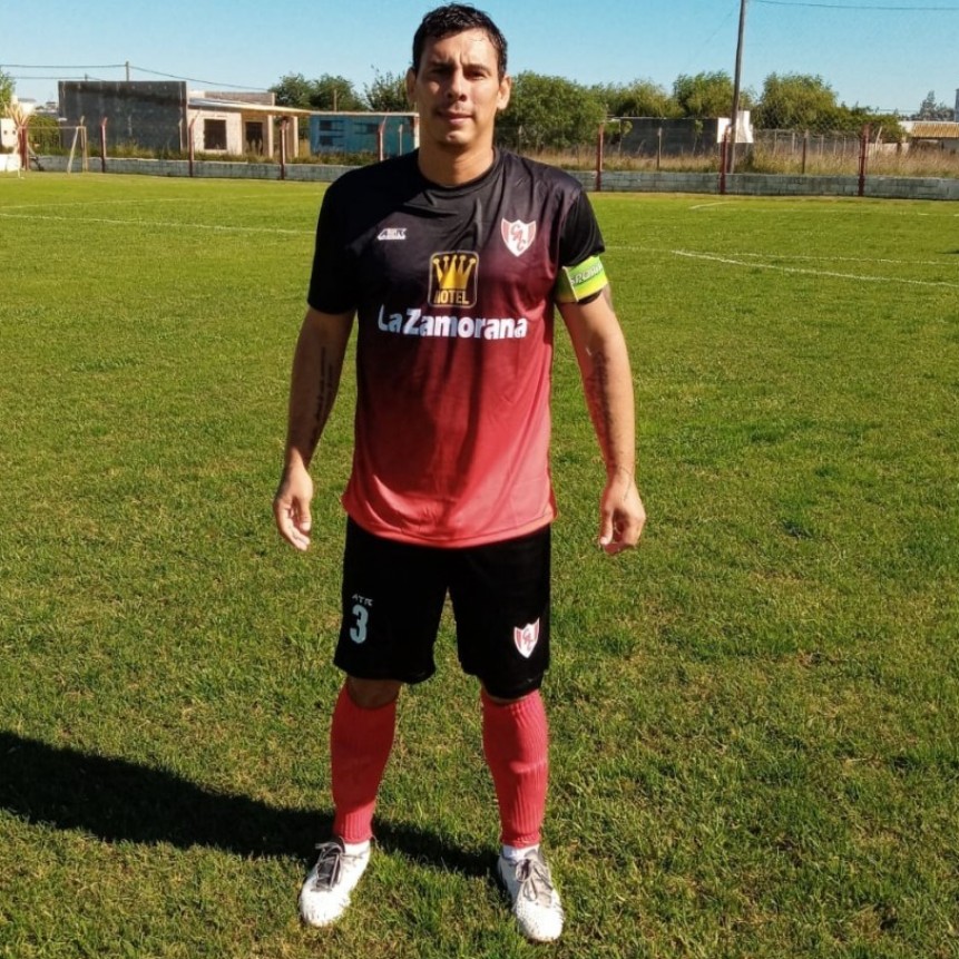 Gonzalo Benítez: “El equipo tiene corazón, tiene sacrificio, tiene compromiso. Cuando tiene que jugar, juega”