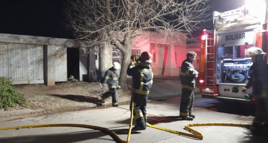 Fm 10 habló con Franco Rojas tras el incendio de chatarras acumuladas en una vivienda de calle Alberti