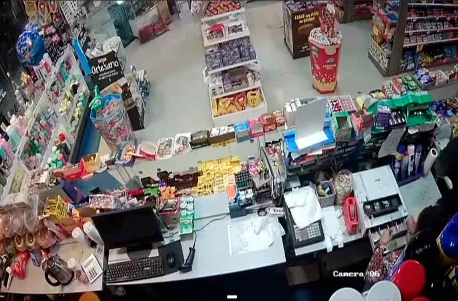 Olavarría: Un delincuente robó dos comercios en minutos y se llevó cerca de 50 mil pesos