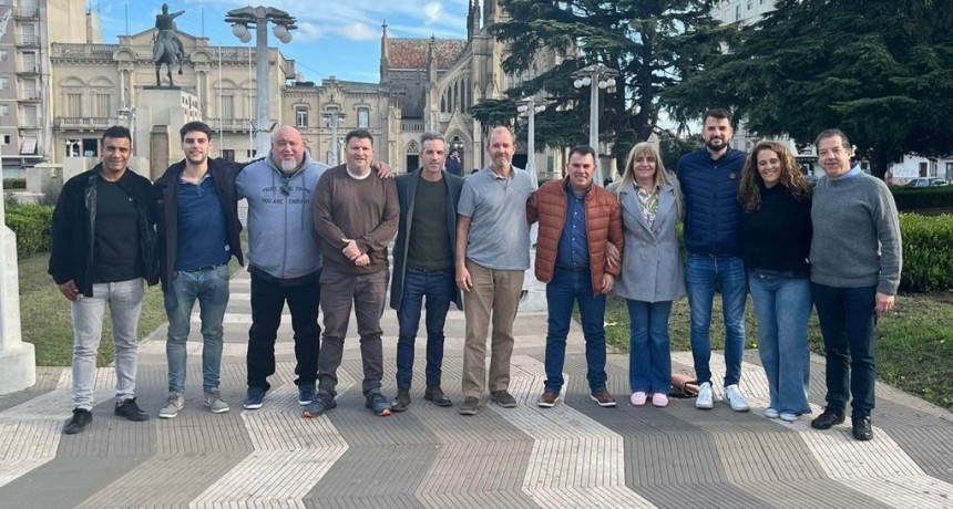 Sandra Santos: “Si hay ocho precandidatos en un mismo espacio a quienes les cuesta la unidad, no es bueno para la mirada de la gente que puede interpretar que se lucha solo por el poder”
