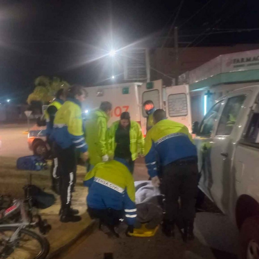 Esta mañana, se registró la colisión de una camioneta con un ciclista en avenidas Tres de Febrero y Lavalle