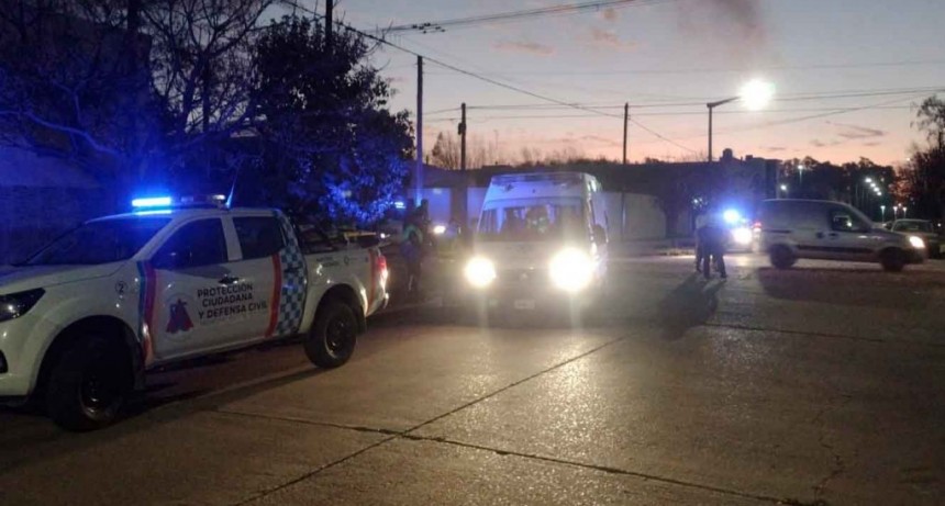Ignacio Rivas y Matheu: Colisión entre una camioneta y una moto, que se fue del lugar del accidente