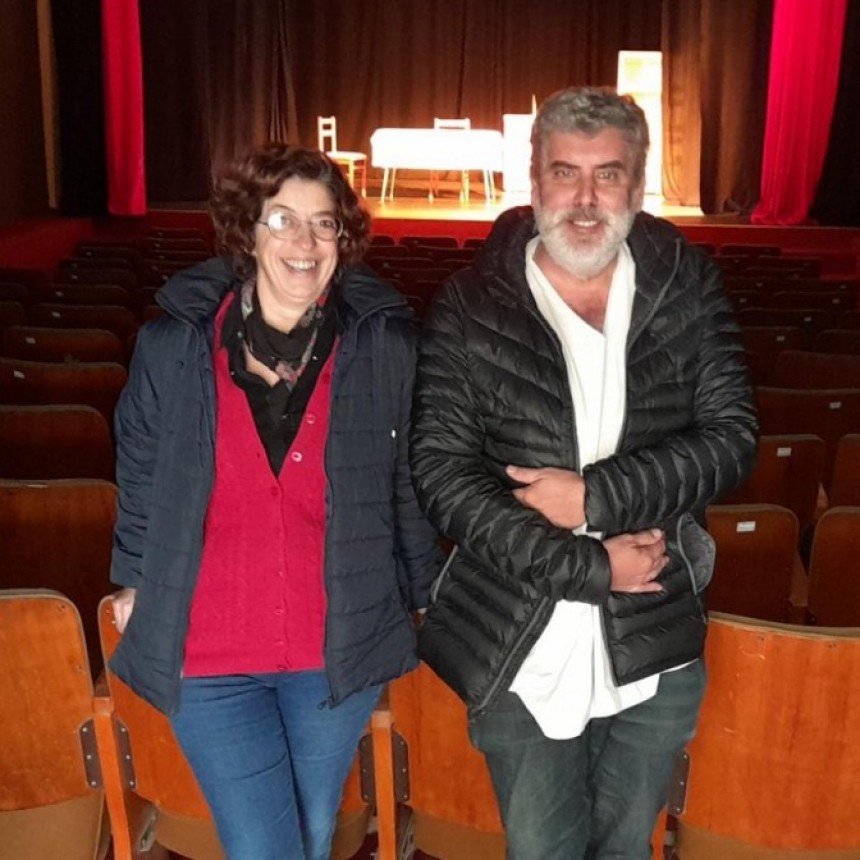 El Mangrullo cumple hoy 65 años de vida institucional y Sandra Renna habló con Pablo Villanueva y Myrian Román, sobre lo que pondrán en tablas hoy