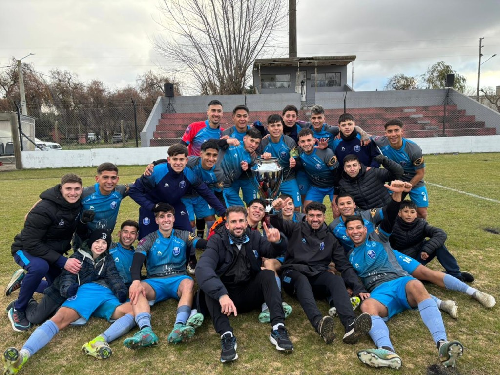 Balonpie ganó 3 a 1 pero no le alcanzó, Ciudad de Bolívar se coronó campeón del Torneo Interligas 2025 y FM 10 habló con los jugadores campeones