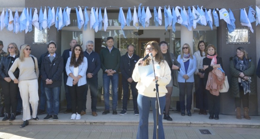 Día de la Bandera: Pisano encabezó el acto central en Pirovano