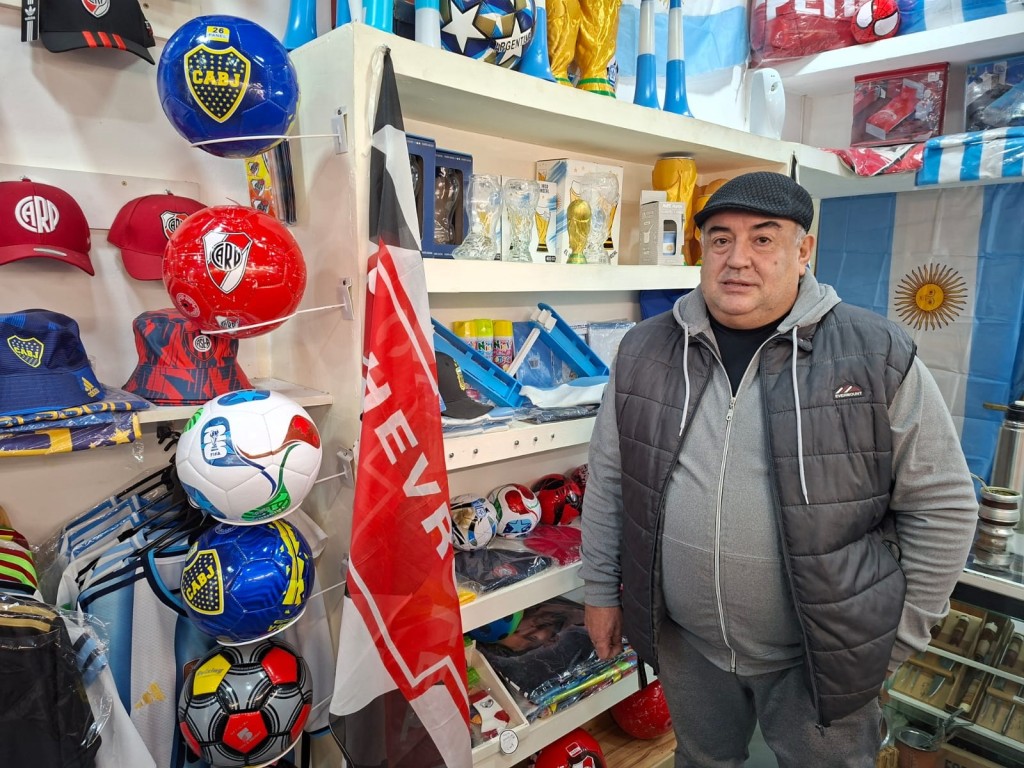 Aliment&aacute; tu pasi&oacute;n en este campeonato mundial de f&uacute;tbol, visit&aacute; el local de "Fan&aacute;ticos" y te vas a sorprender con las novedades y sorpresas
