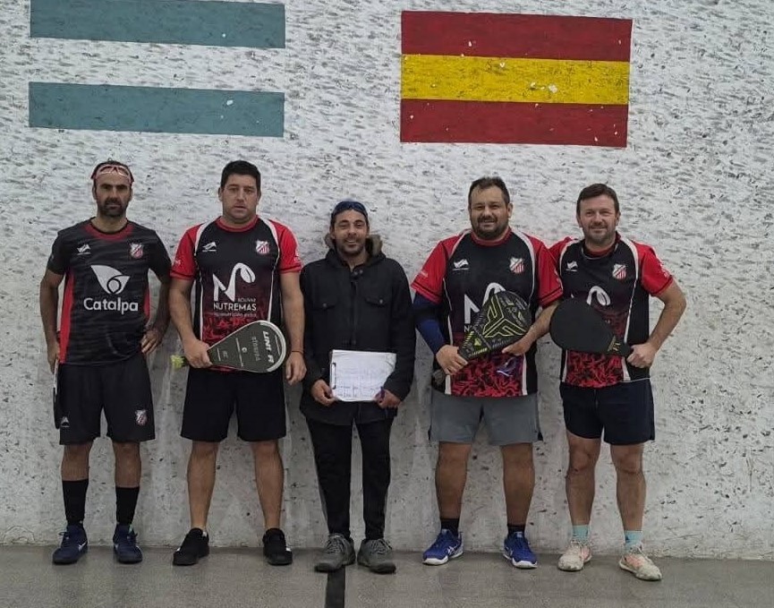 Dos parejas de Empleados de Comercio, de sexta categor&iacute;a, se clasificaron a la final del Torneo Provincial 