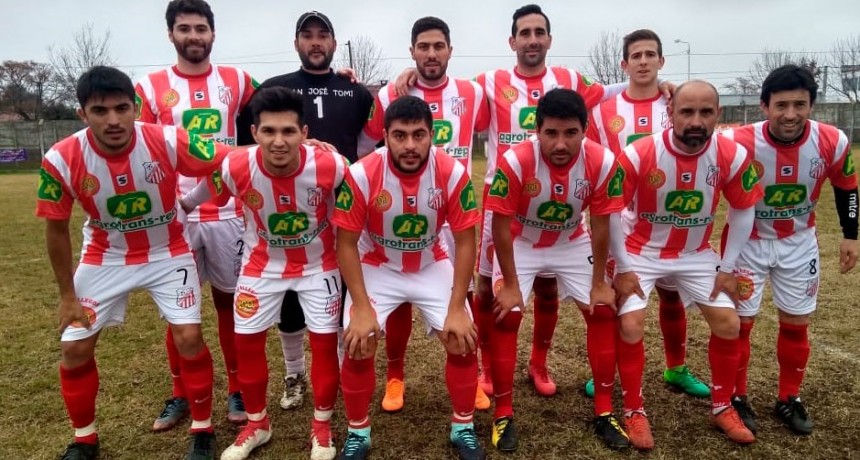 Cayeron Empleados y Atl&eacute;tico Urdamp&iacute;lleta, empat&oacute; Independiente y gan&oacute; Balonpie