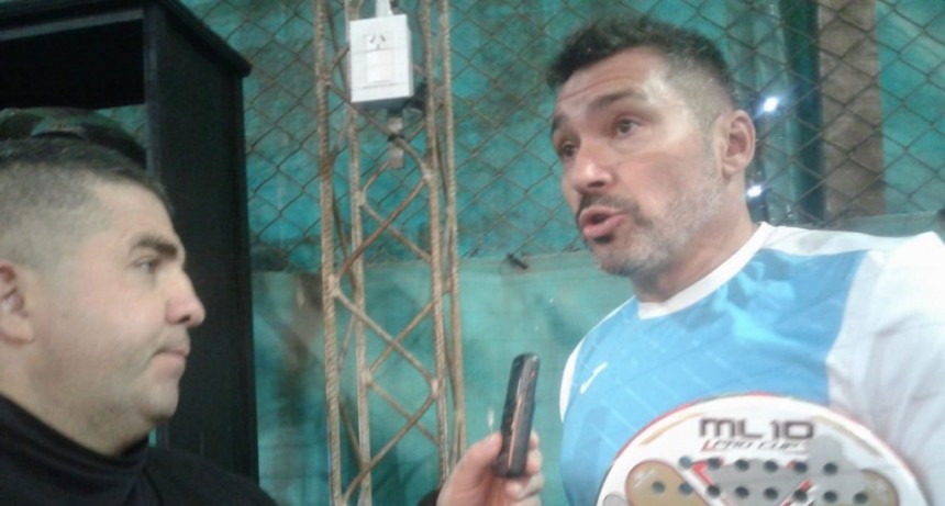 Se dict&oacute; una cl&iacute;nica de Padel en el Club Estudiantes Padel