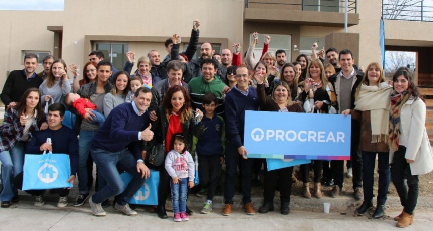 21 familias cumplieron el sue&ntilde;o de la vivienda propia