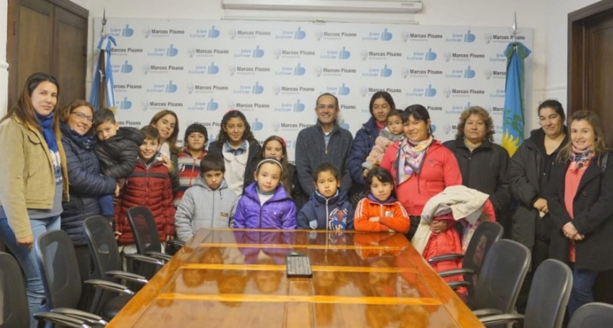 Pisano recibi&oacute; alumnos de la escuela primaria N&deg;17 y del JIRIMM N&deg;1 de Unzue
