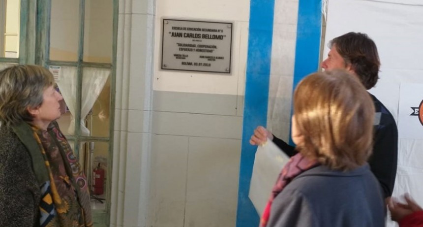 Se realiz&oacute; el acto de imposici&oacute;n del nombre Juan Carlos Bellomo a la EES N.&ordm; 6