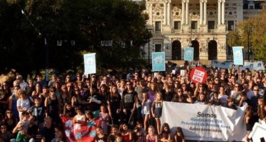 La Defensor&iacute;a le reclam&oacute; al gobierno nacional soluciones para los afectados por los cr&eacute;ditos UVA.