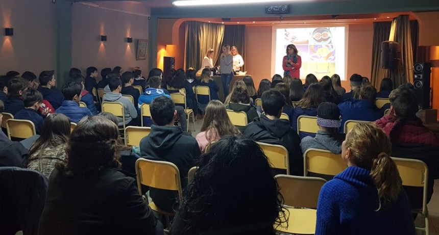 Finaliz&oacute; la primera etapa del Encuentro Joven de G&eacute;neros y Diversidad