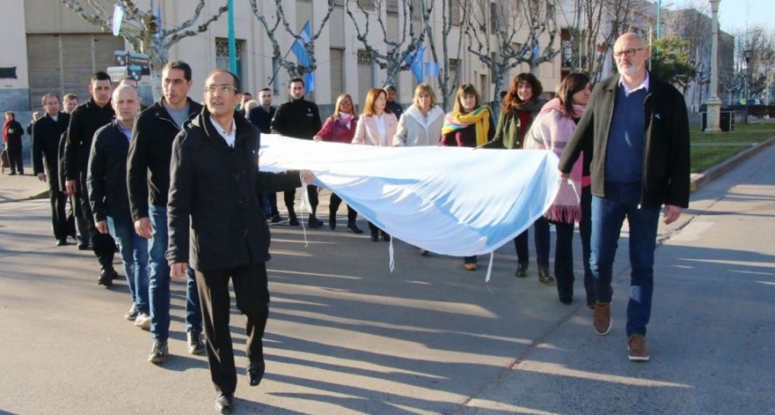 El Intendente Marcos Pisano encabez&oacute; la celebraci&oacute;n por el D&iacute;a de la Independencia 