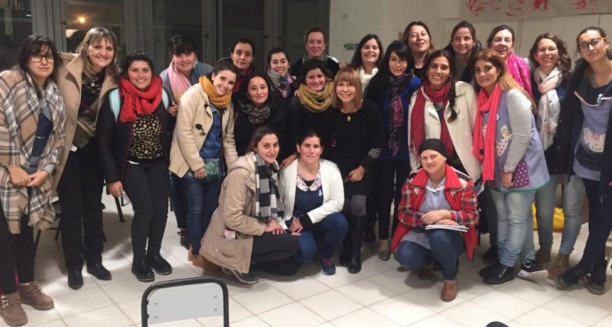 Se realiz&oacute; una capacitaci&oacute;n para docentes de los jardines maternales e iniciales