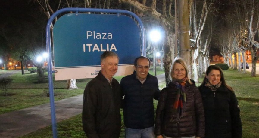 Pisano recorri&oacute; la puesta en valor de plaza Italia y Espa&ntilde;a