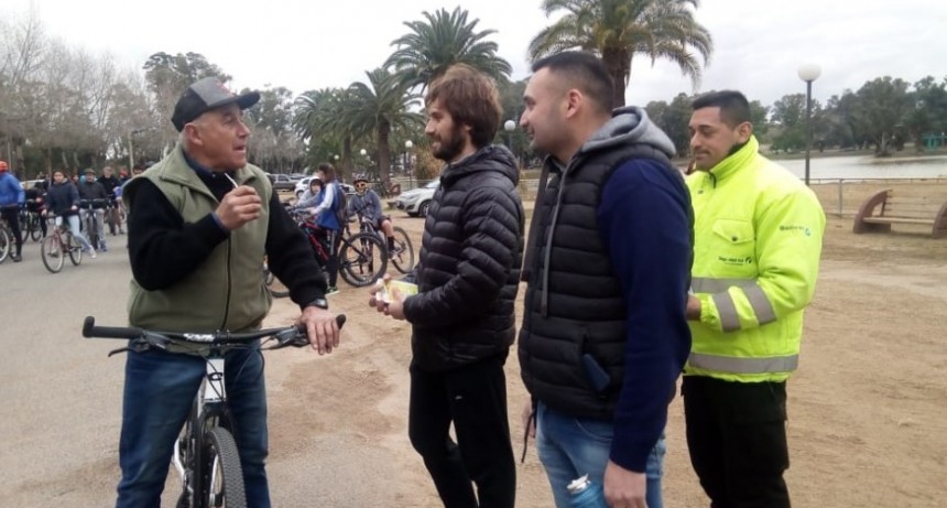 Norberto Santos y su aniversario en la bicicleter&iacute;a