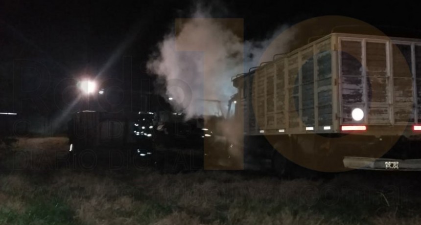 Bomberos fue convocado al incendio de un cami&oacute;n