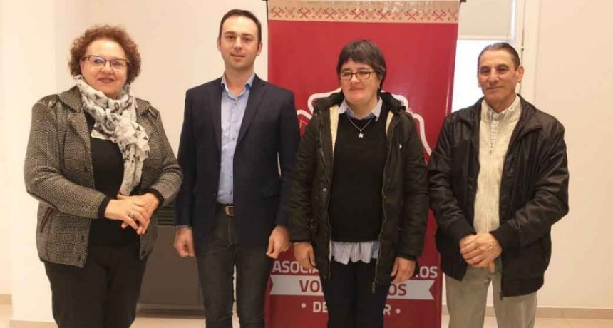 Se realiz&oacute; la entrega del premio por pago contado de la rifa de Bomberos Voluntarios