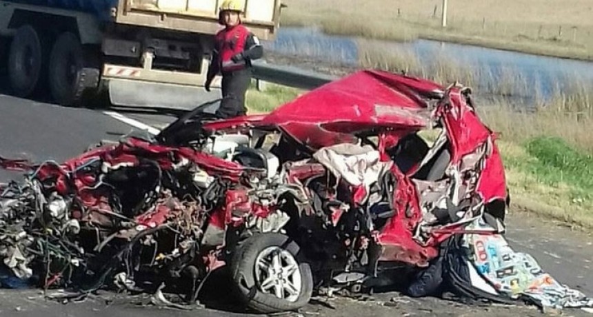 Ruta 3: Un transportista de Colonia Hinojo implicado en un triple choque fatal
