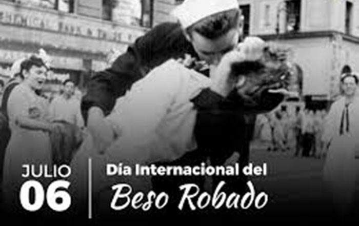 Día Internacional Del Beso Robado