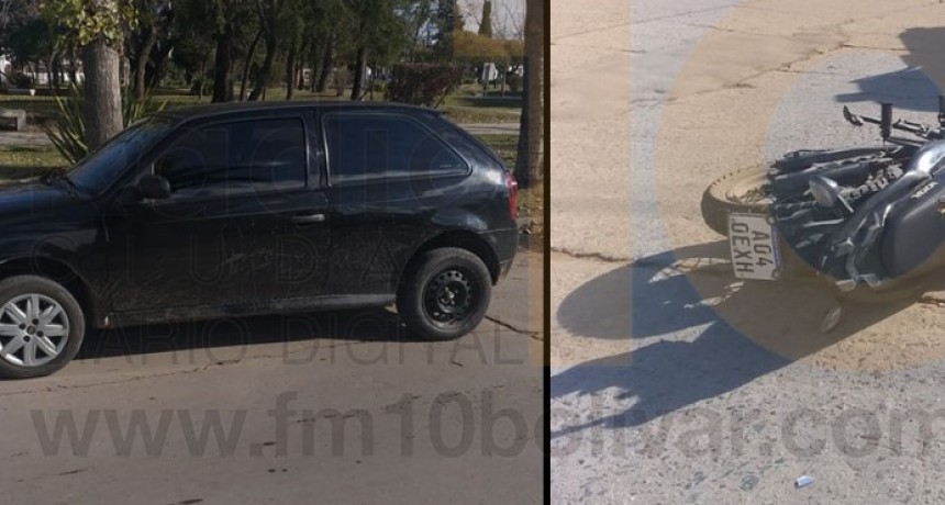 Impacto de una motocicleta y un autom&oacute;vil en Avenida Mariano Unzue y Pedro Vignau